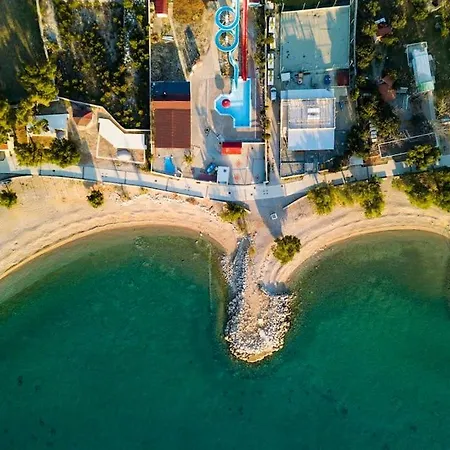 House In On The Island Of Krk 度假居 *
