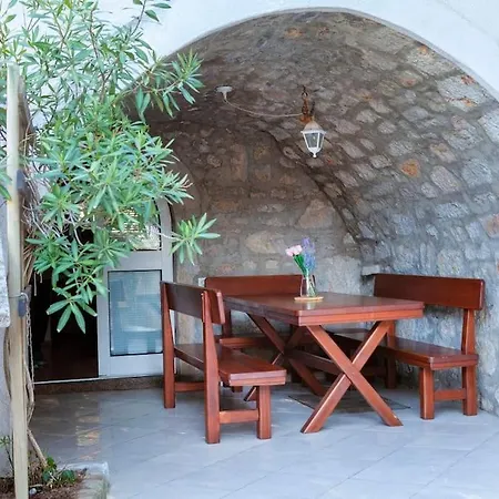 Сasa de vacaciones House In On The Island Of Krk Punat